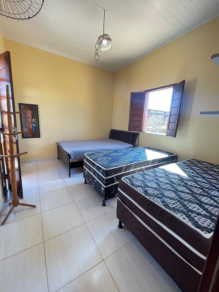 Casa Brisa Mar - A 1 rua da Praia da Caueira