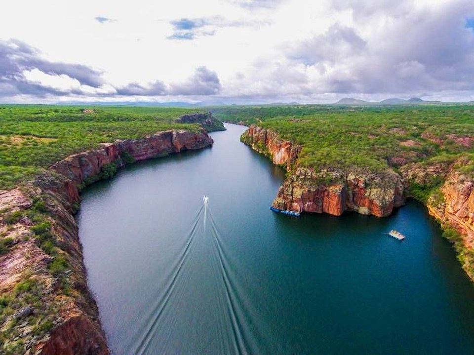 CÂNIONS DO XINGÓ: um dos cenários mais impressionantes de Sergipe
